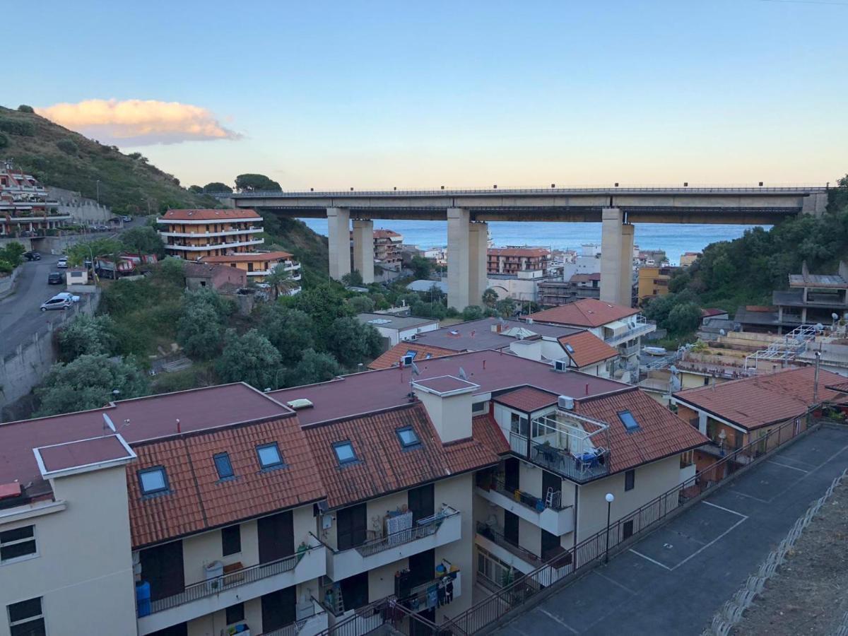 Casa Vacanze, A Due Passi Da Taormina Appartement Letojanni Buitenkant foto